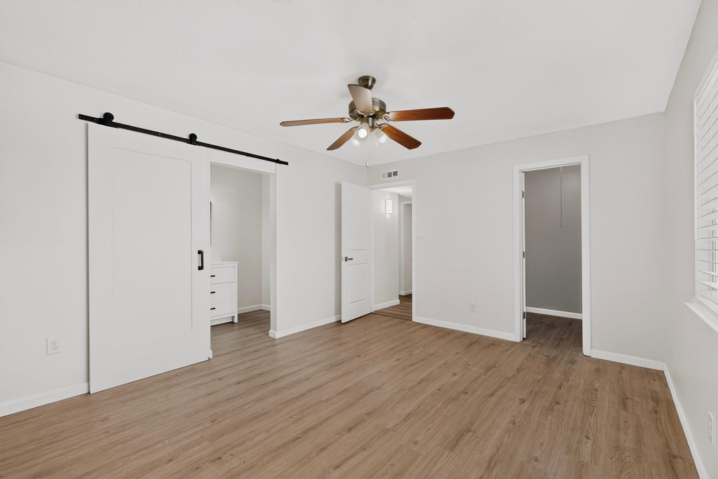 7904 Kodak Drive - Photo 19