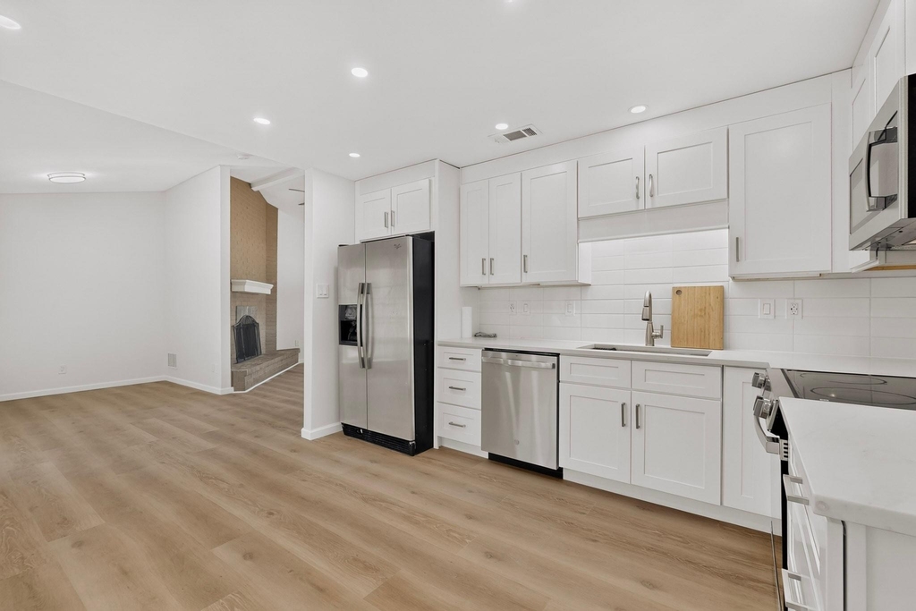 7904 Kodak Drive - Photo 14