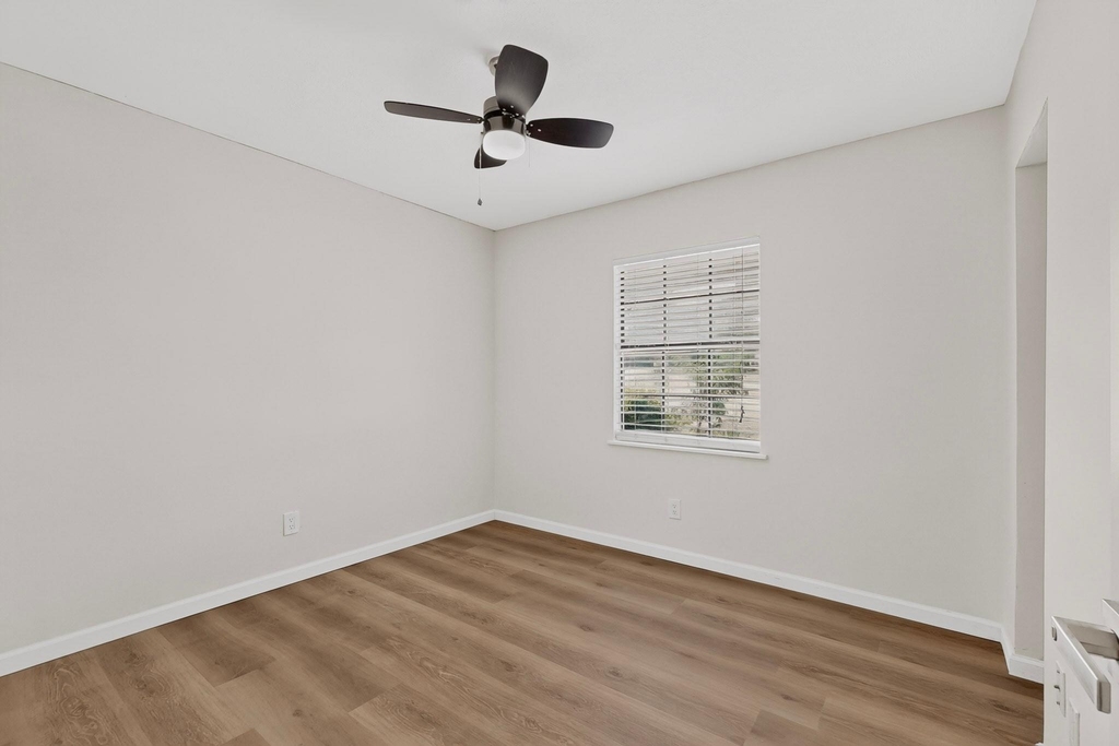 7904 Kodak Drive - Photo 28