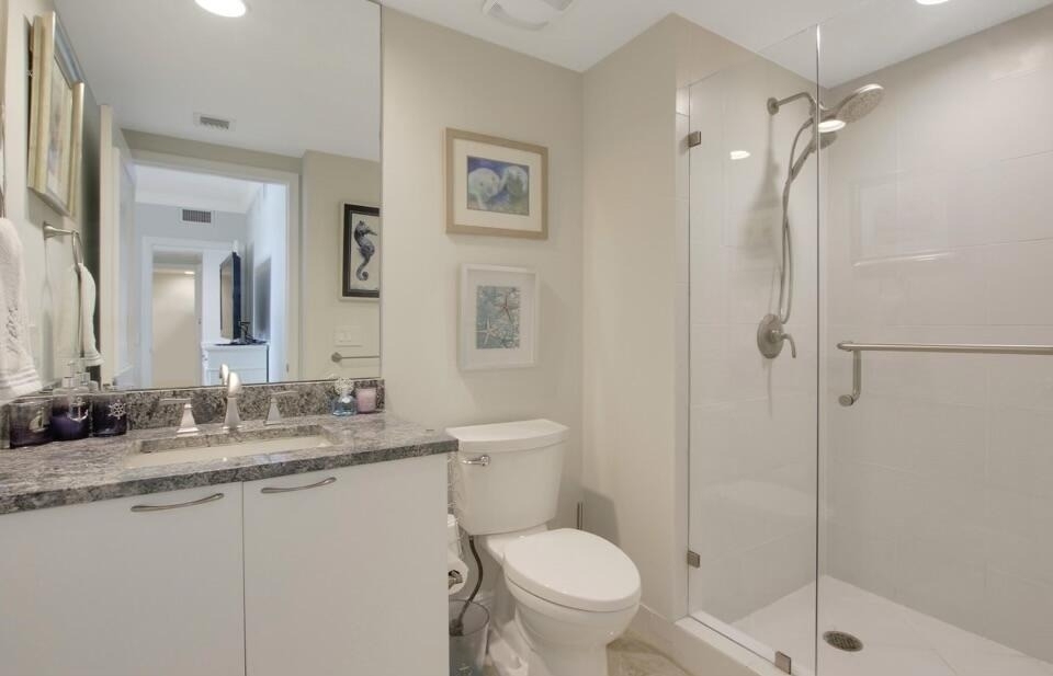 2640 Lake Shore Drive - Photo 18