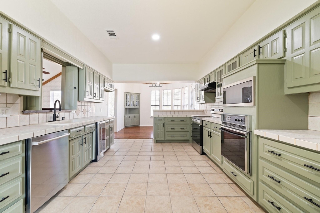 2110 S Mcdonald Street - Photo 13