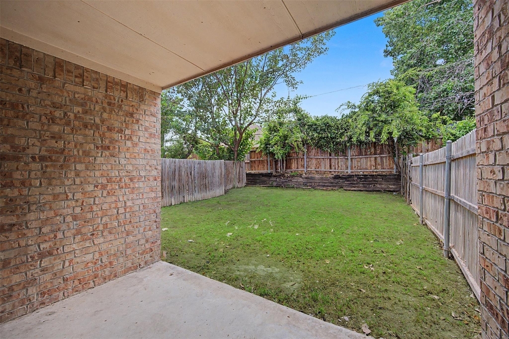 3126 Cherry Lane - Photo 21