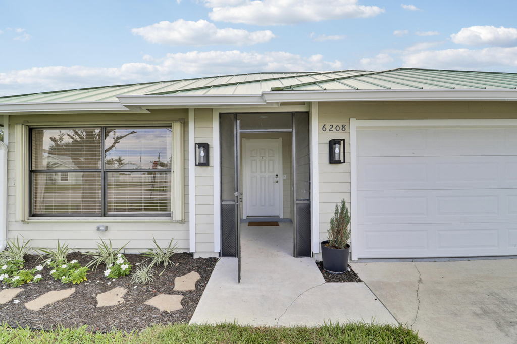 6208 Michael Street - Photo 36