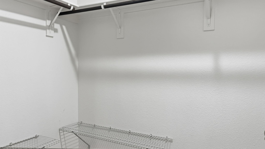 520 Winthrop Road - Photo 20