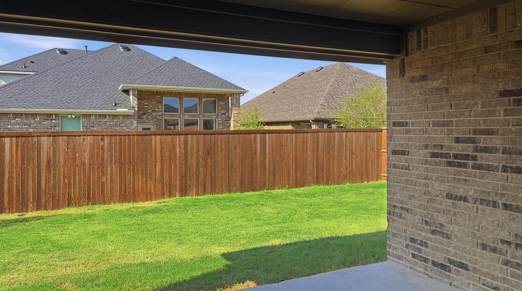 520 Winthrop Road - Photo 23