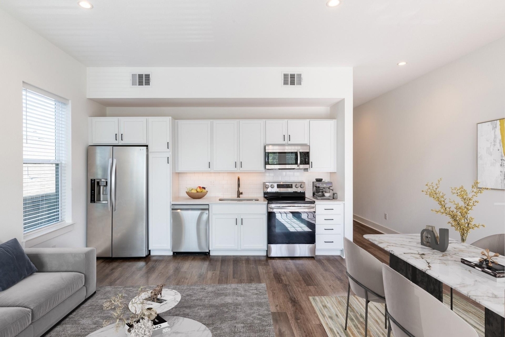 617 N Tyler Street - Photo 3