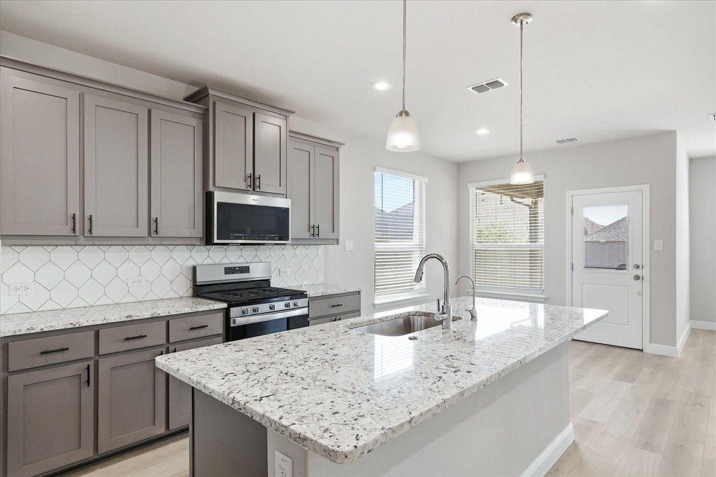 1516 Rachel Street - Photo 2