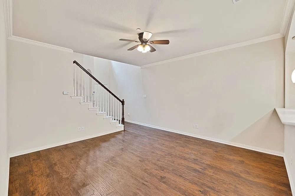 7913 Hannah Street - Photo 8