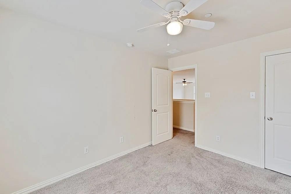 7913 Hannah Street - Photo 3