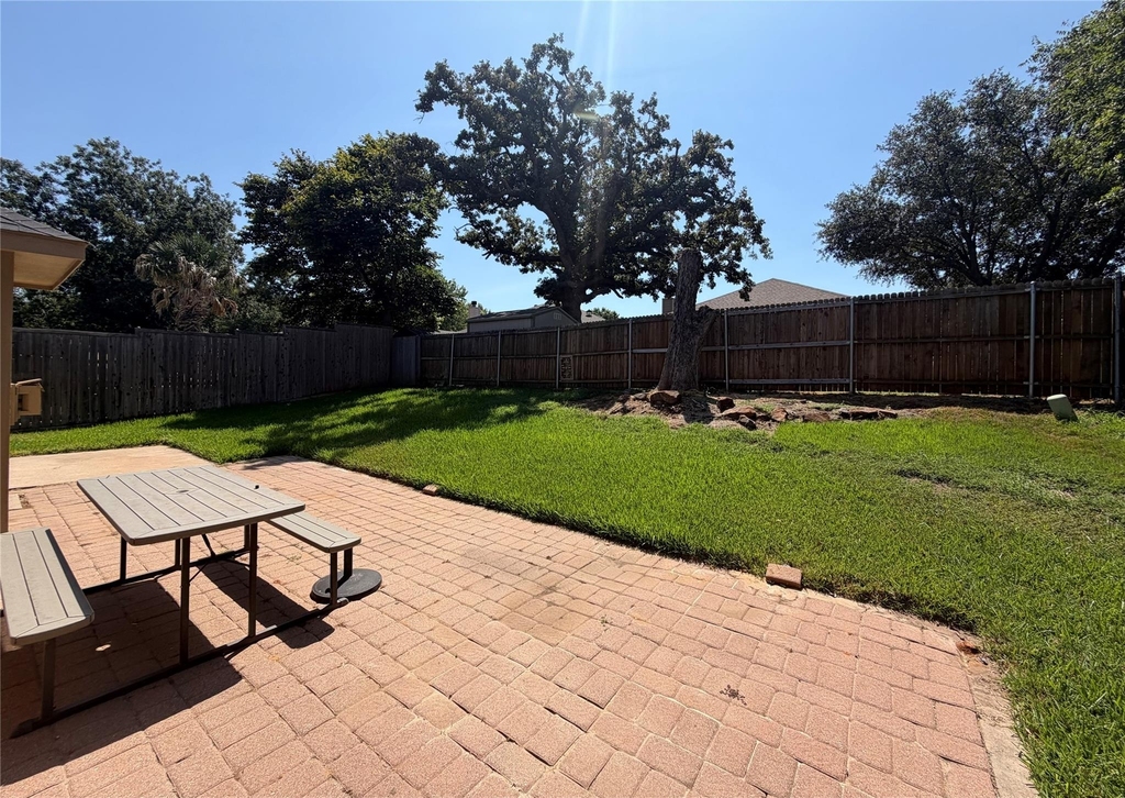 1584 Meadowview - Photo 28