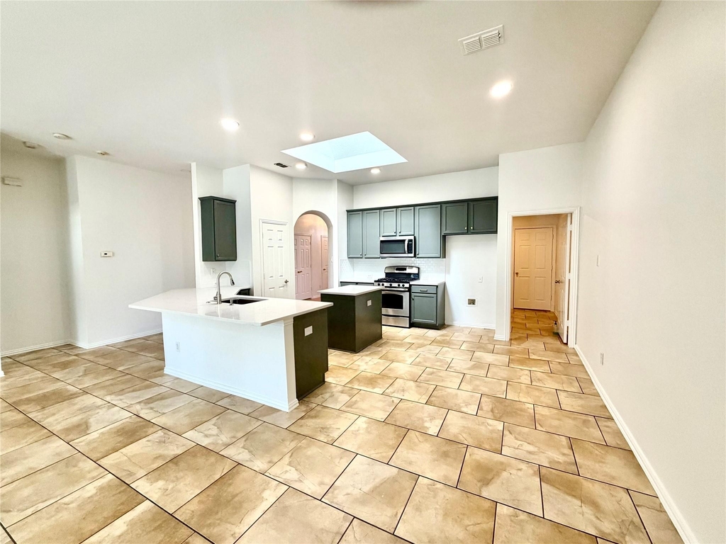 1584 Meadowview - Photo 16