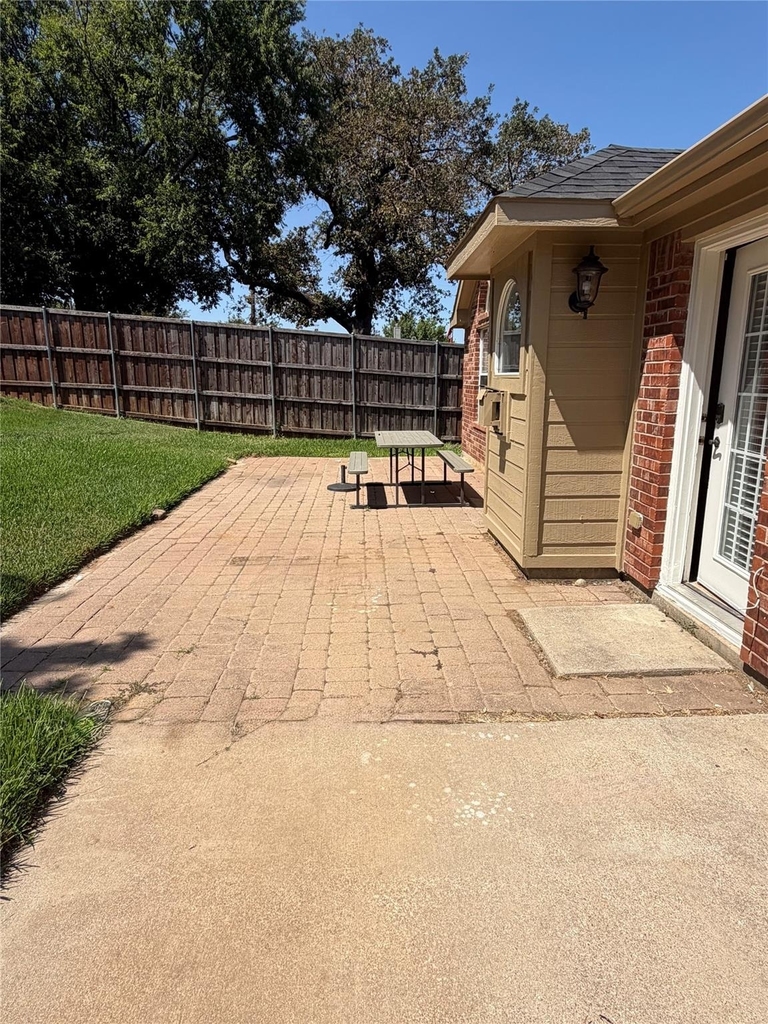 1584 Meadowview - Photo 30
