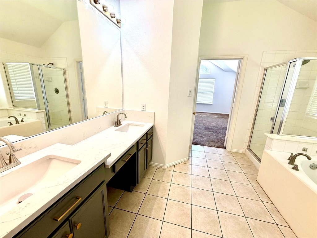 1584 Meadowview - Photo 21