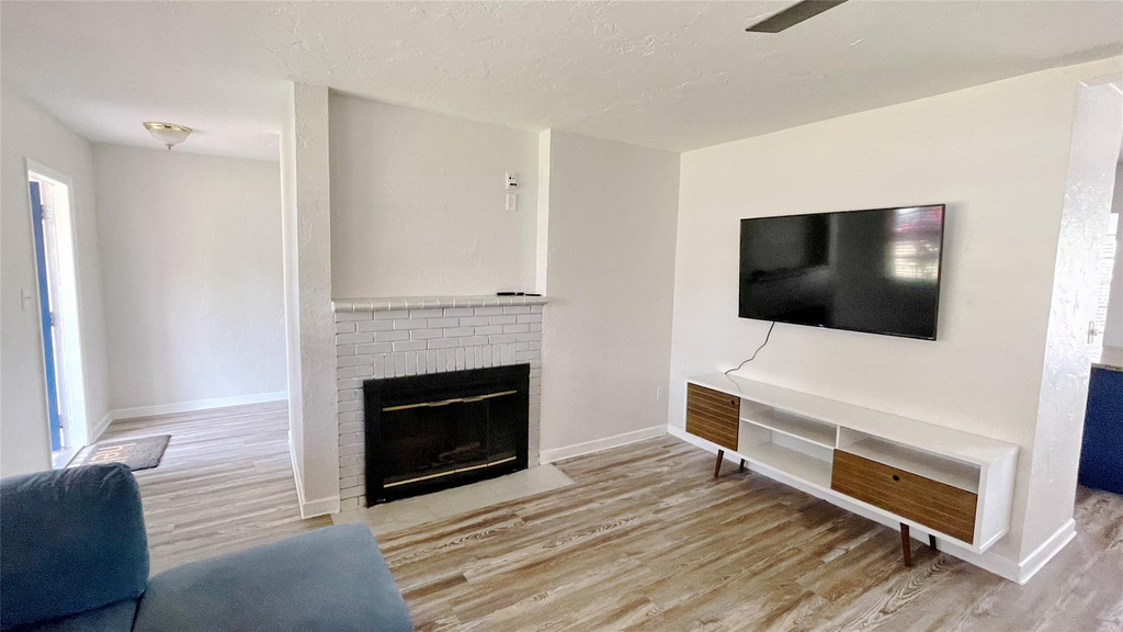 213 Sw 3rd Place - Photo 15