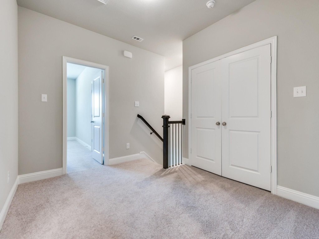 1036 Foxglove Drive - Photo 13