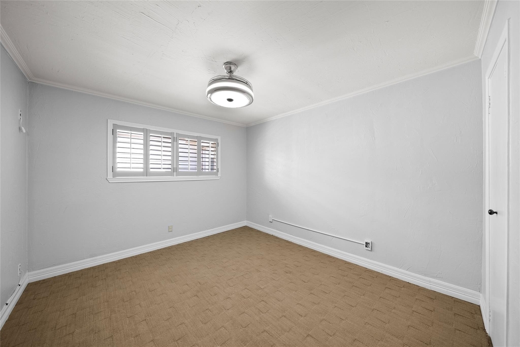 7105 Winding Creek Road - Photo 17