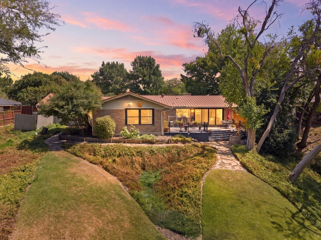7105 Winding Creek Road - Photo 24