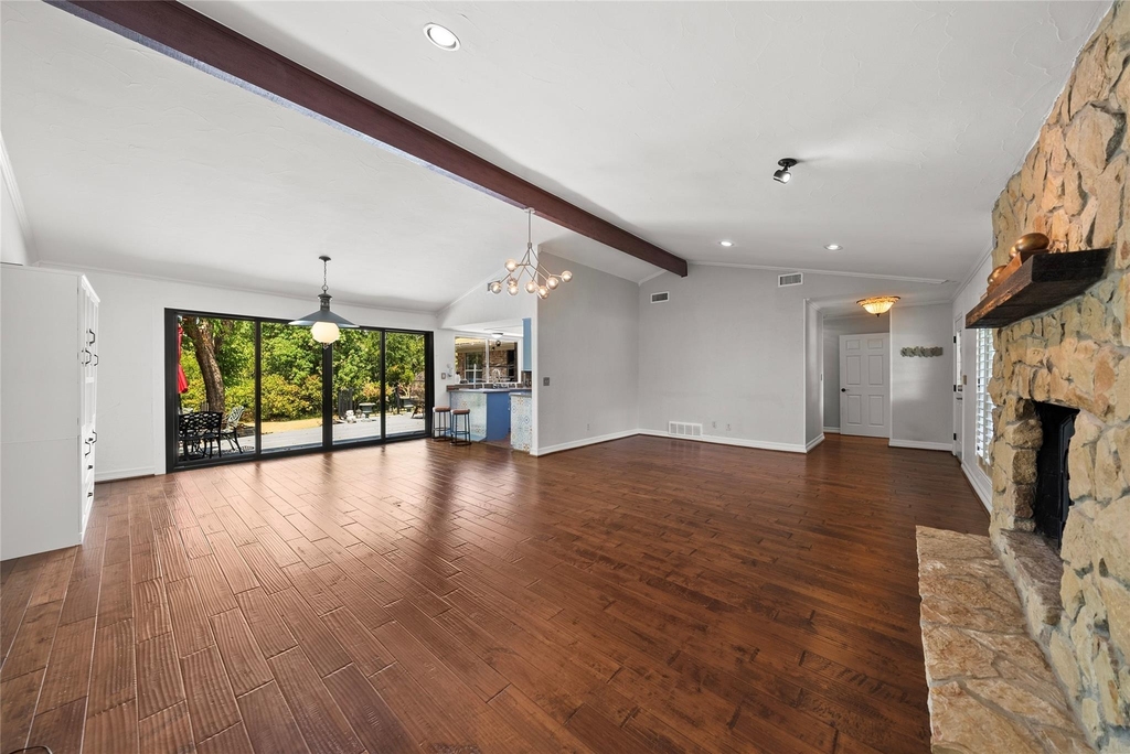 7105 Winding Creek Road - Photo 5