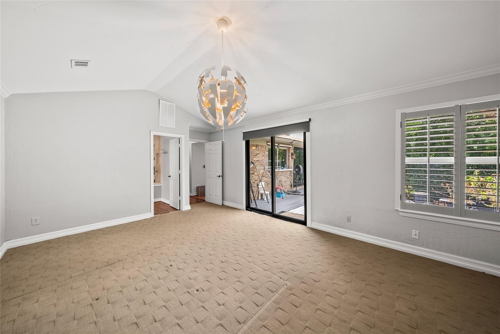 7105 Winding Creek Road - Photo 13