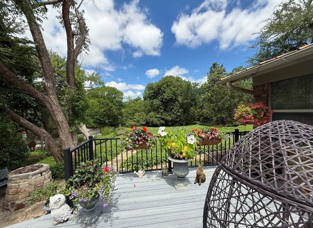 7105 Winding Creek Road - Photo 25