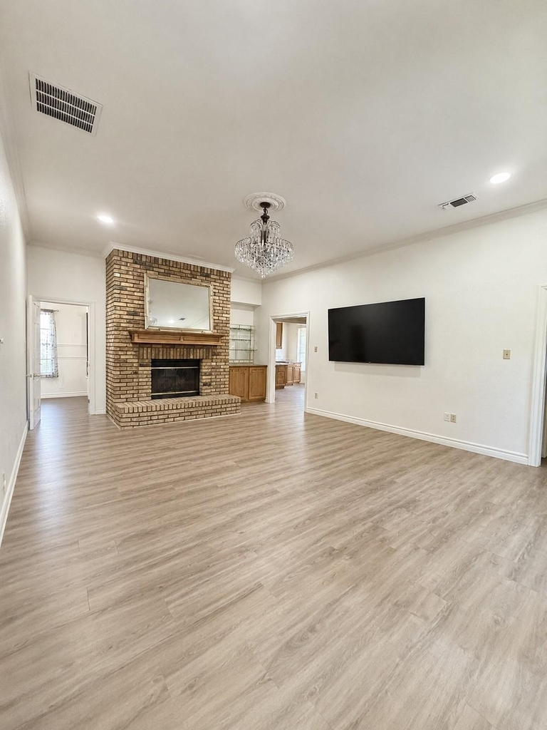 1213 Parkrow Place - Photo 10