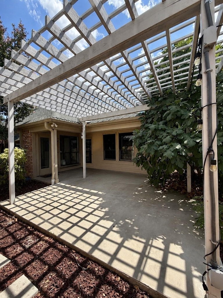 1213 Parkrow Place - Photo 31