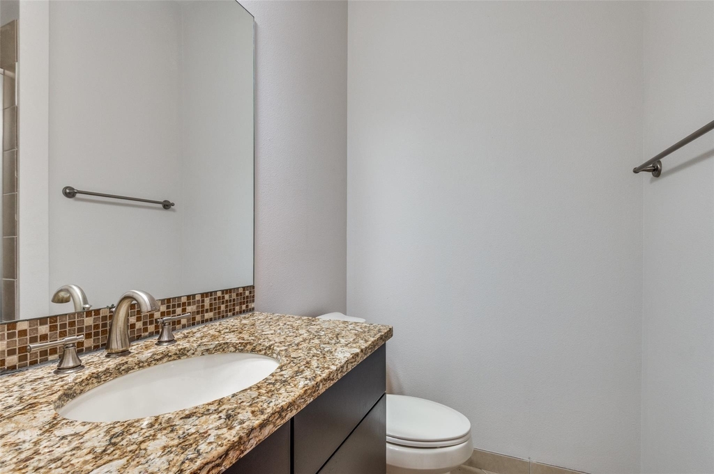3200 Ross Avenue - Photo 21