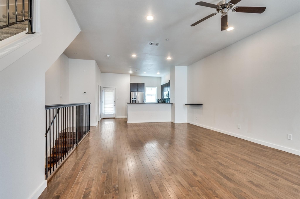 3200 Ross Avenue - Photo 8