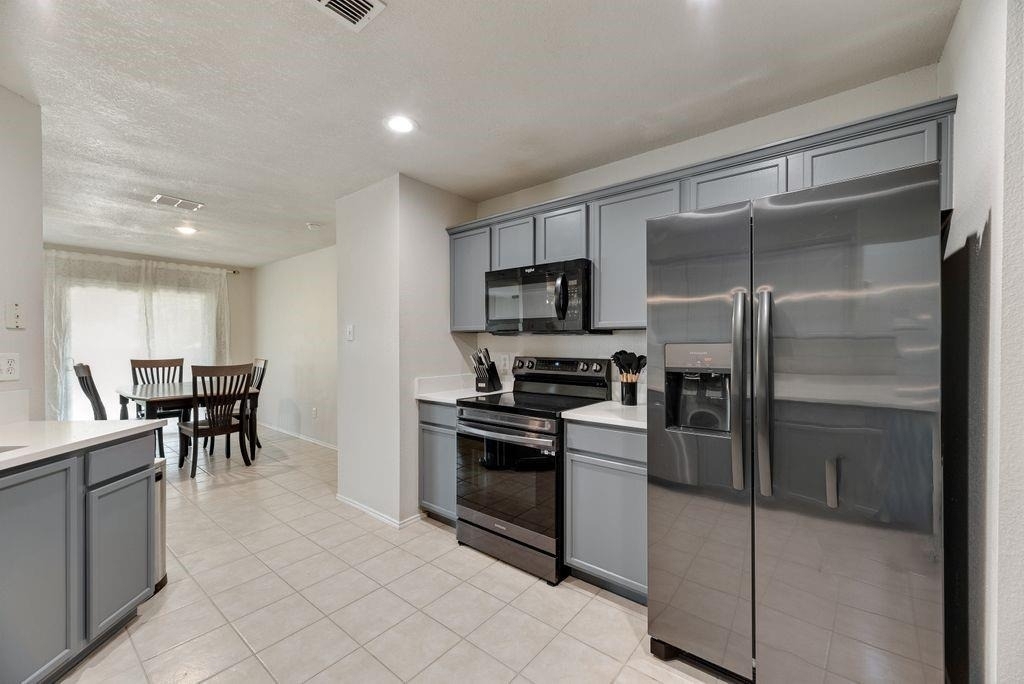 1421 Laurel Hall Lane - Photo 4