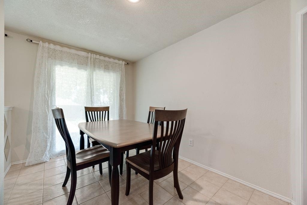 1421 Laurel Hall Lane - Photo 6