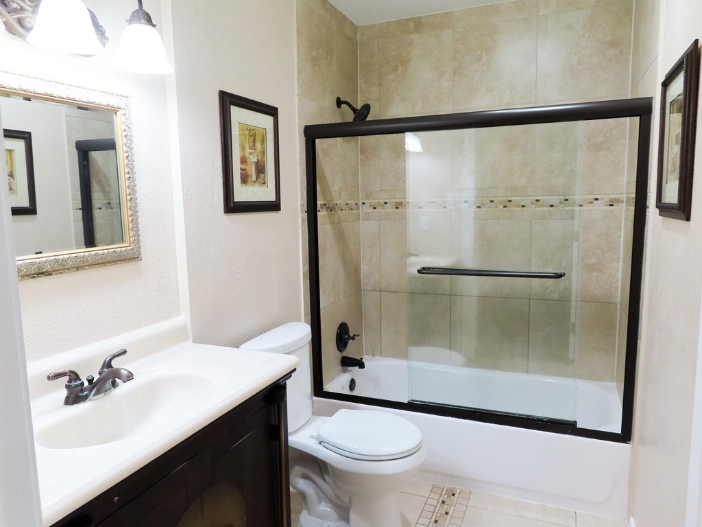 808 E Heath Street - Photo 11