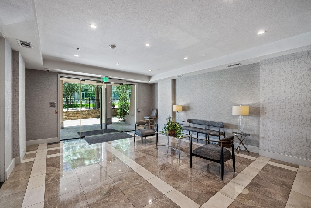3225 Turtle Creek Boulevard - Photo 12