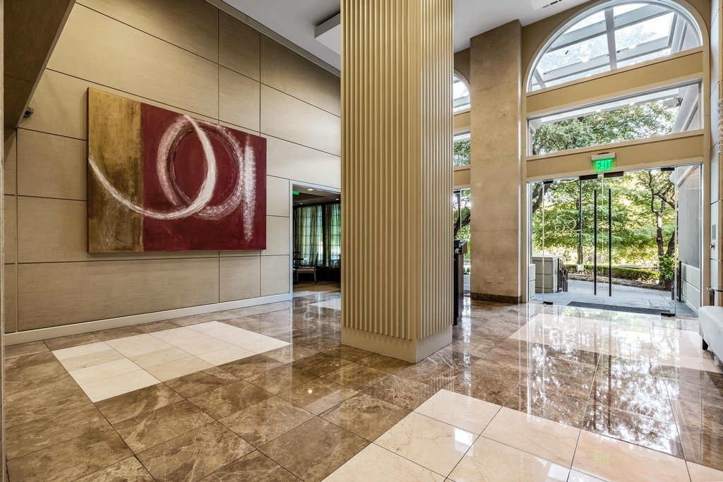 3225 Turtle Creek Boulevard - Photo 11