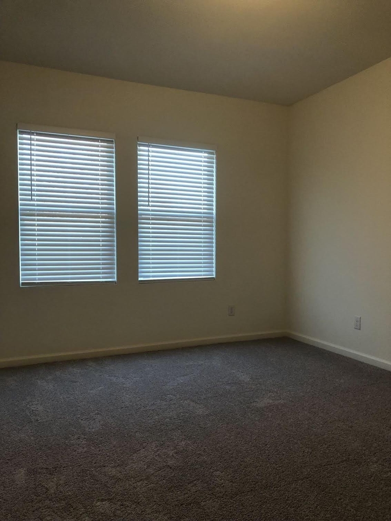 808 Juniper Street - Photo 6