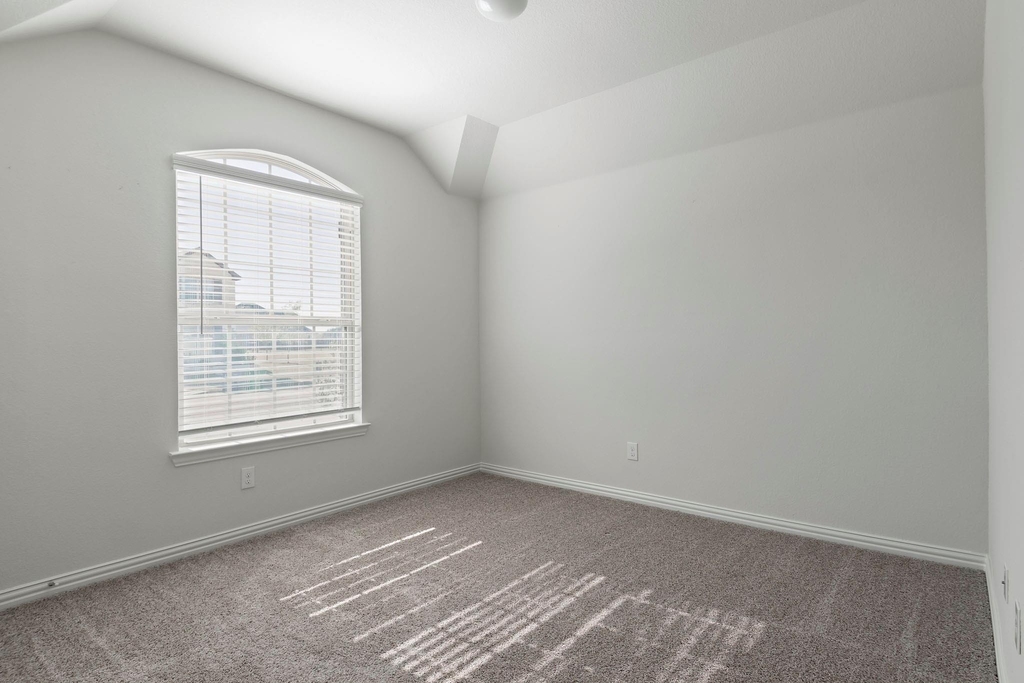 6225 Sutton Fields Trail - Photo 18