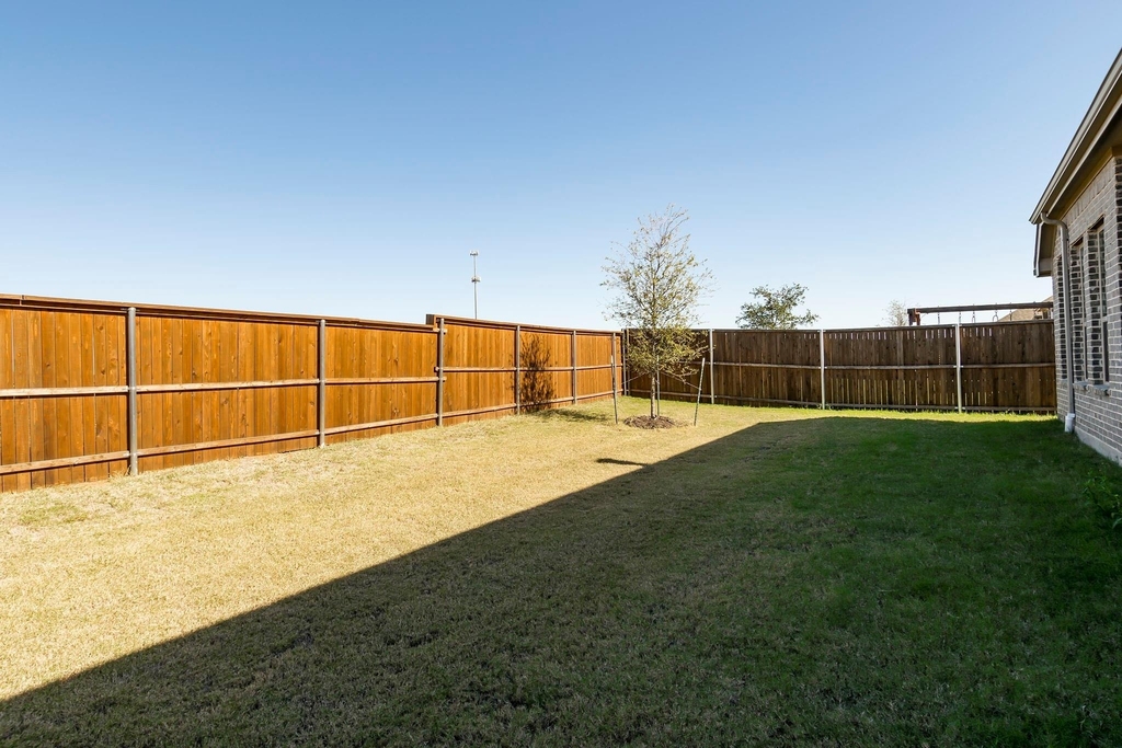 6225 Sutton Fields Trail - Photo 22
