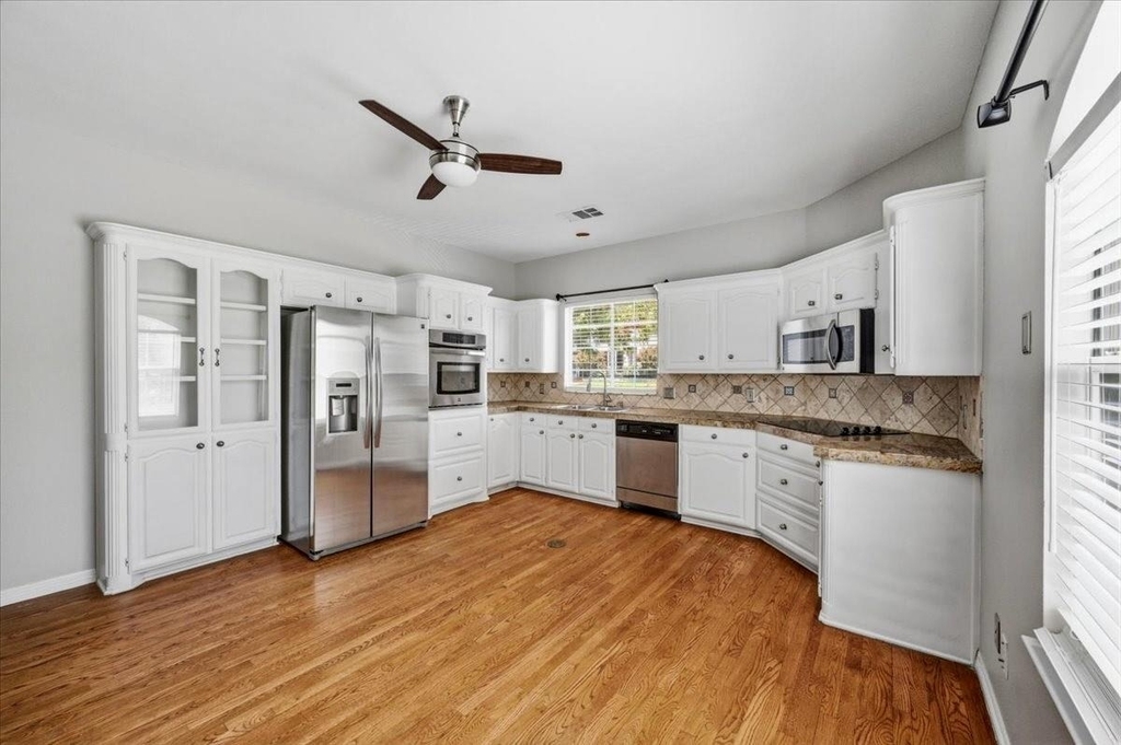4020 Mediterranean Street - Photo 31