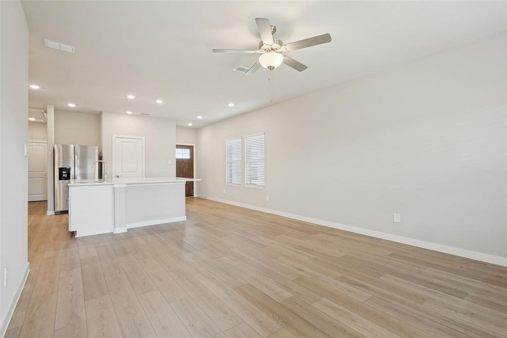 6006 Alderton Drive - Photo 11