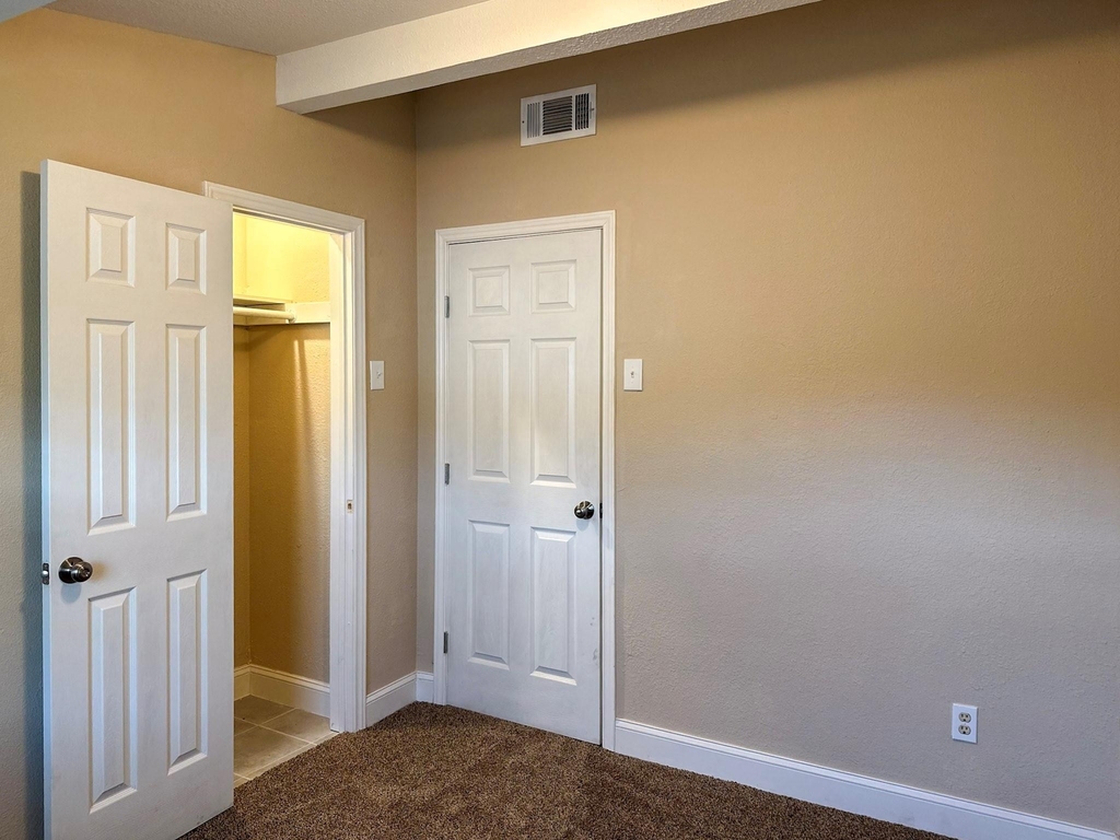 108 Jenny Kay Lane - Photo 12