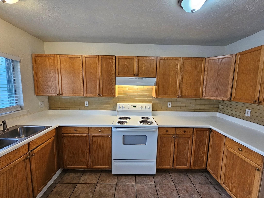 1636 Cumberland Trail - Photo 8