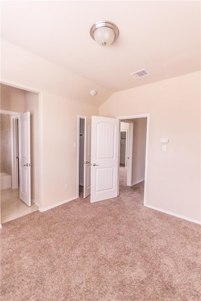 9908 Moccasin Creek Lane - Photo 10