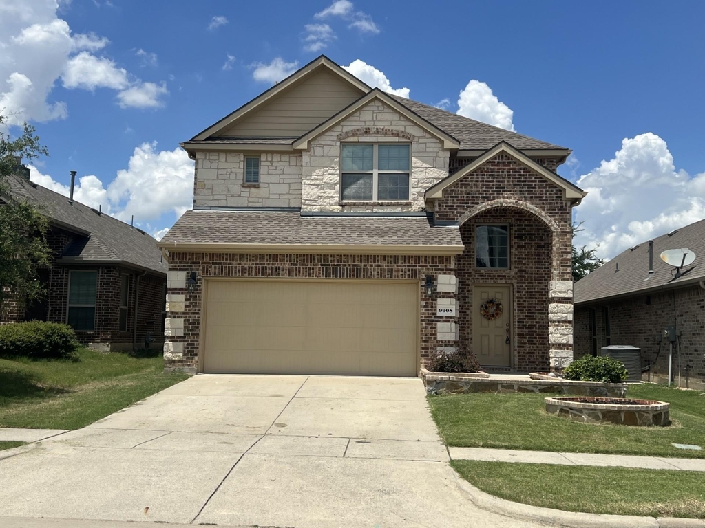 9908 Moccasin Creek Lane - Photo 0