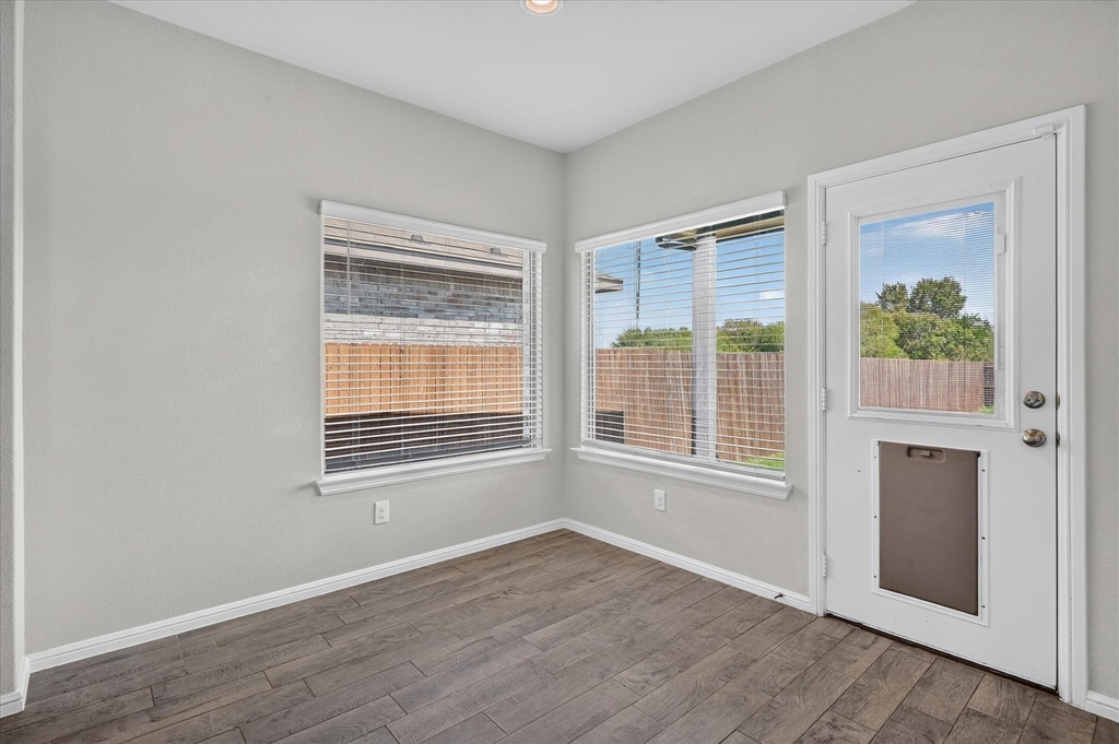 8812 Russano Road - Photo 13