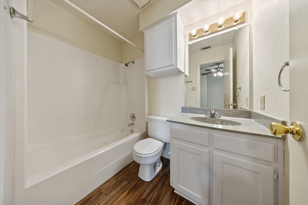 929 W Hickory Street - Photo 20