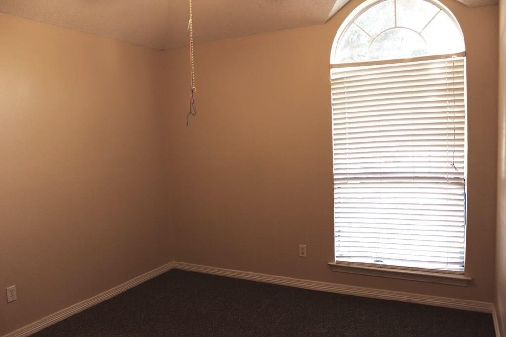 1303 S 5th Street - Photo 6