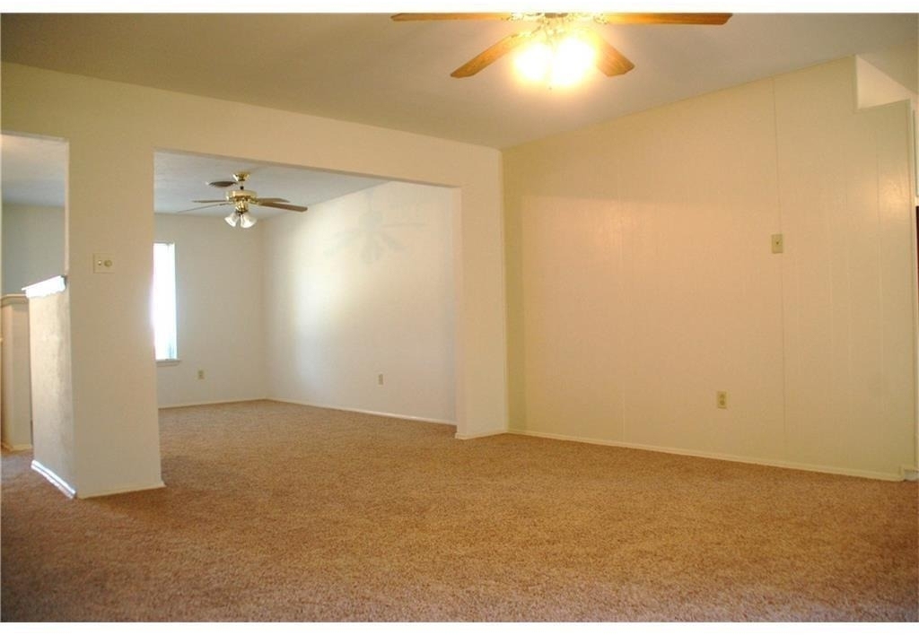 409 Wilshire Drive - Photo 1
