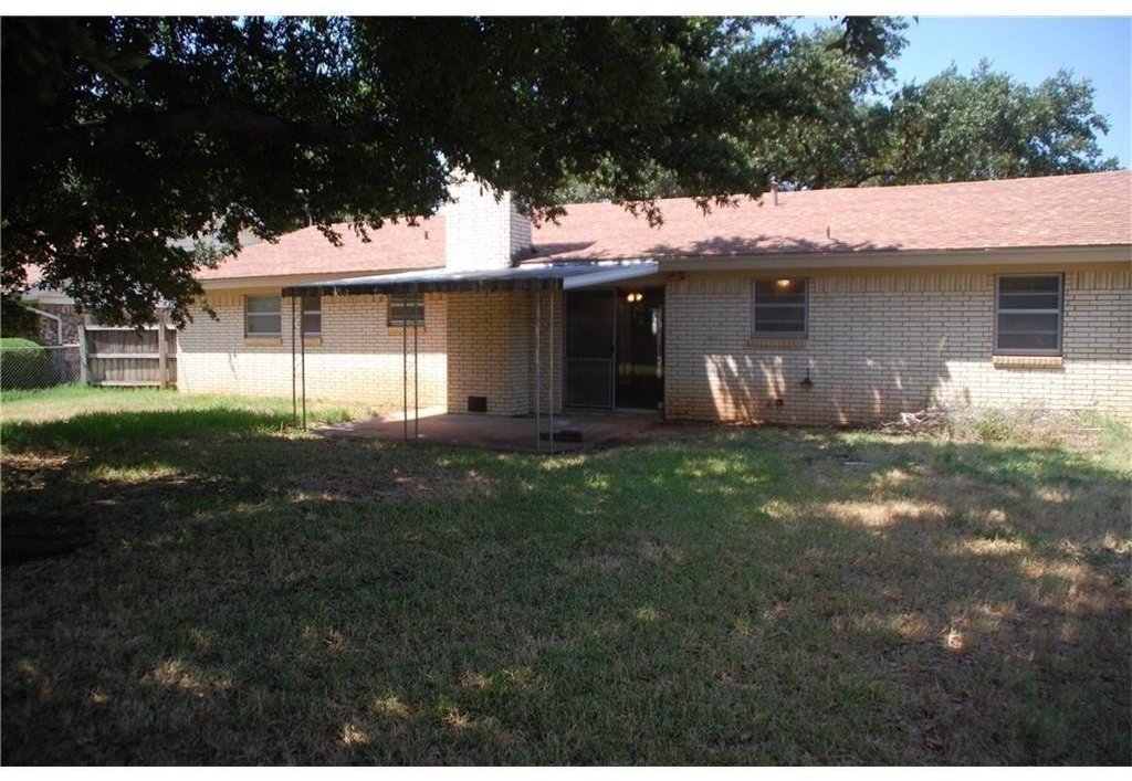 409 Wilshire Drive - Photo 12