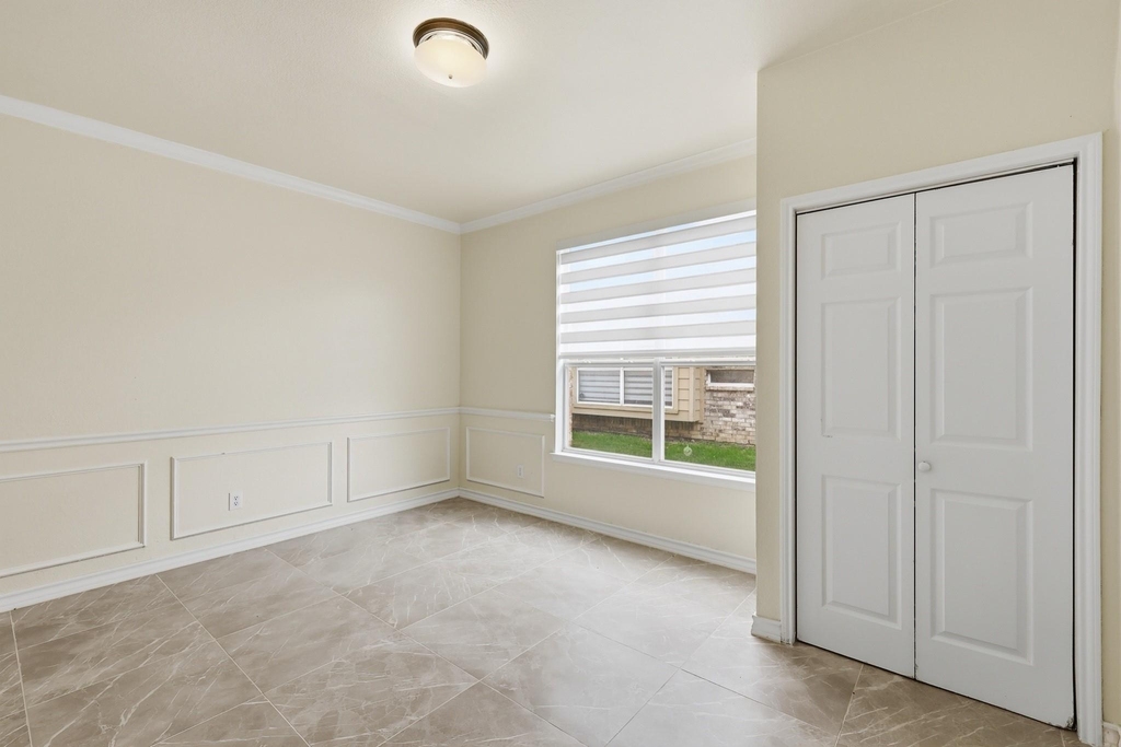 3705 Menard Drive - Photo 16