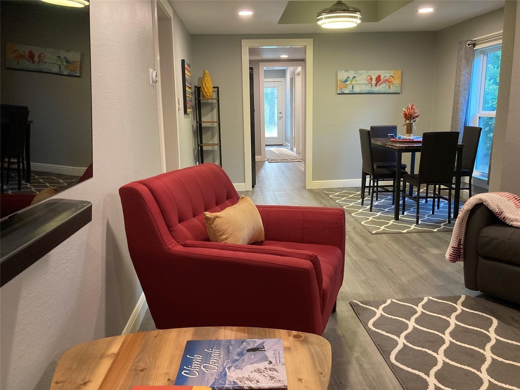 936 Jean Street - Photo 4