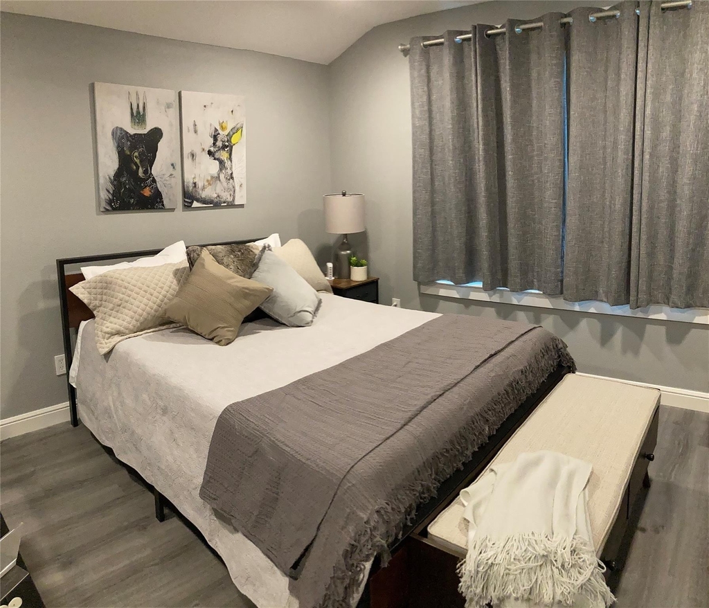 936 Jean Street - Photo 9